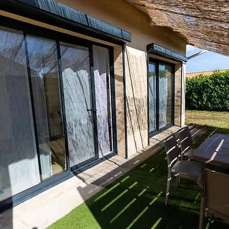 Hébergement de vacances Au Milieu Des Vignes *